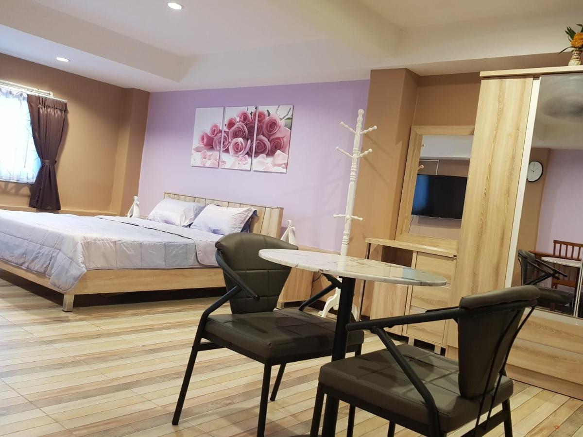Concordia Guesthouse Pantai Jomtien Bagian luar foto