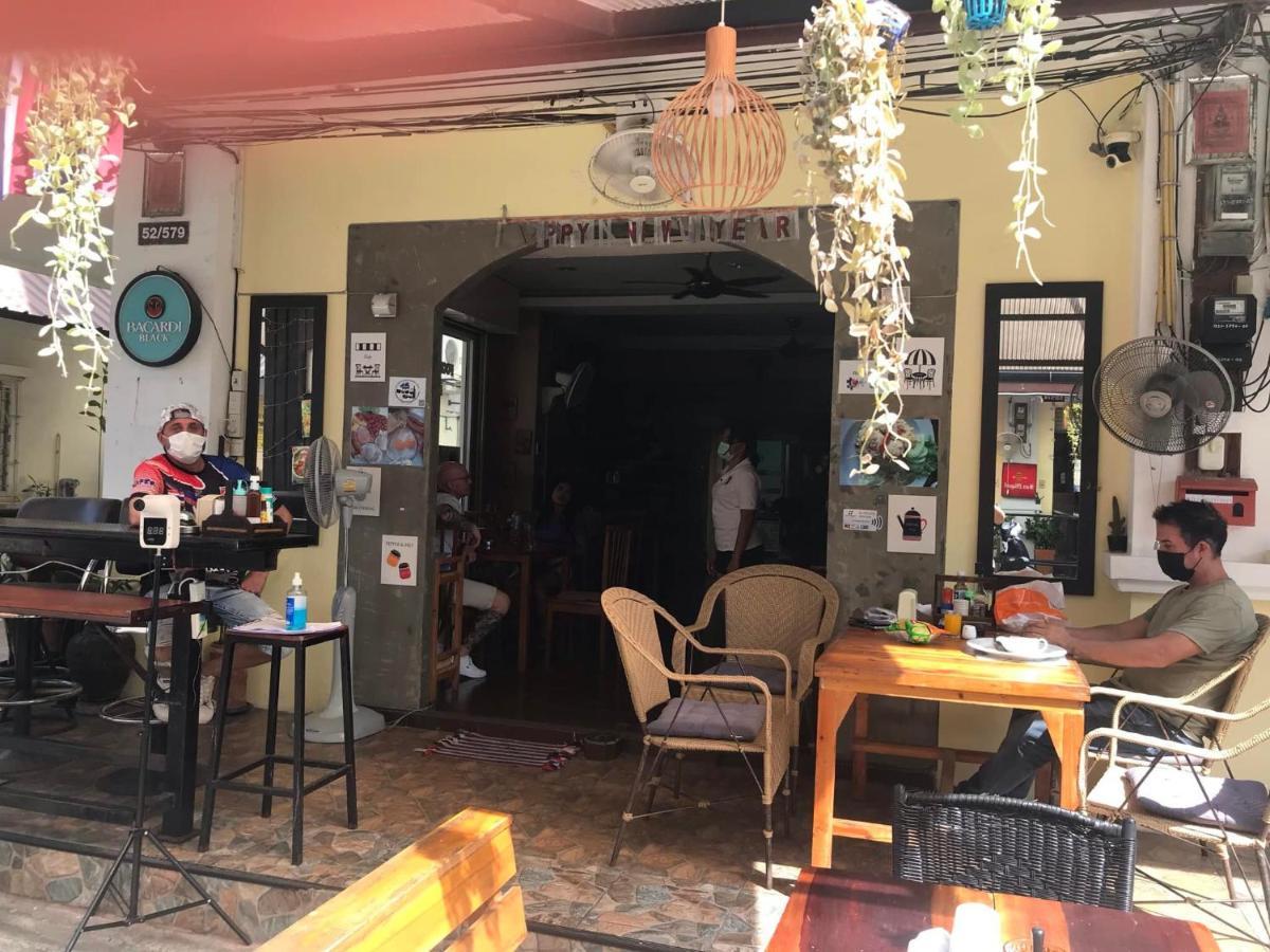 Concordia Guesthouse Pantai Jomtien Bagian luar foto